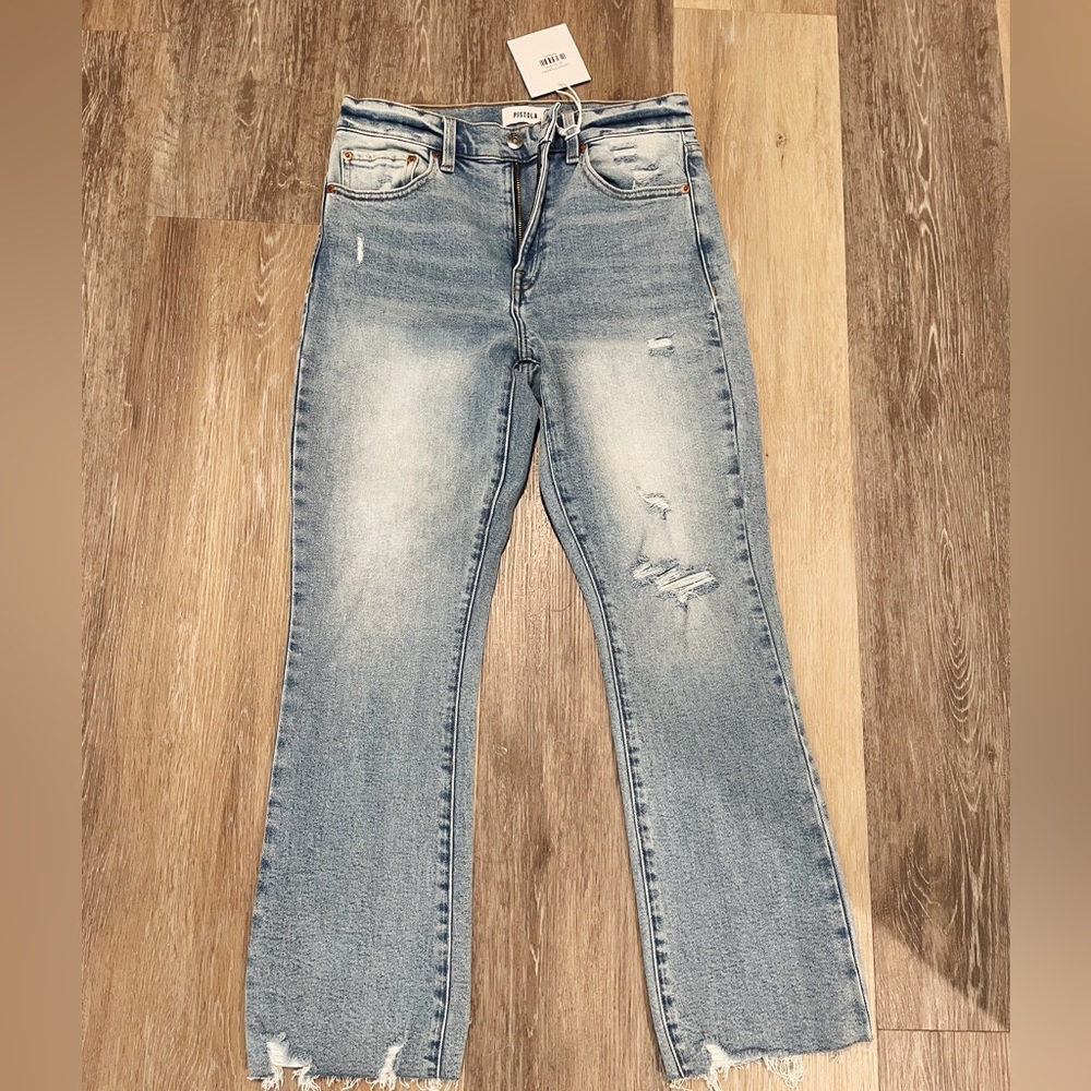 PISTOLA JEANS size 28- tags still on!!